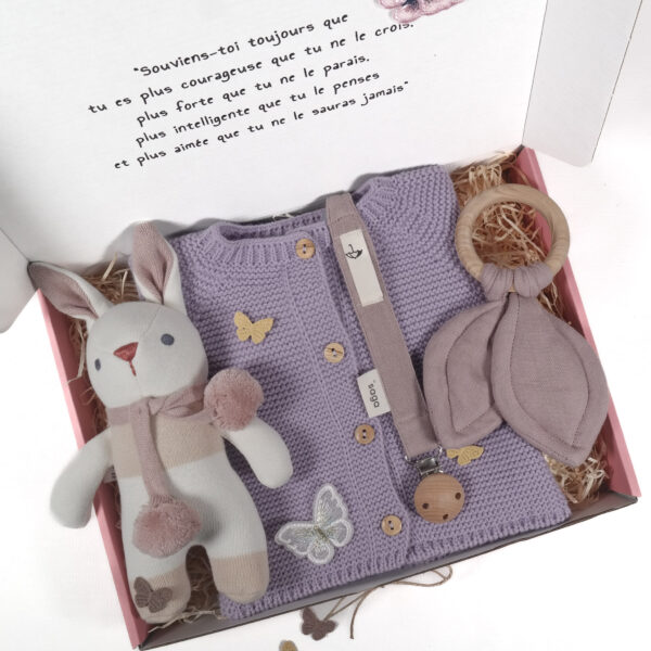 Contenu du coffret naissance Lina vu du dessus
