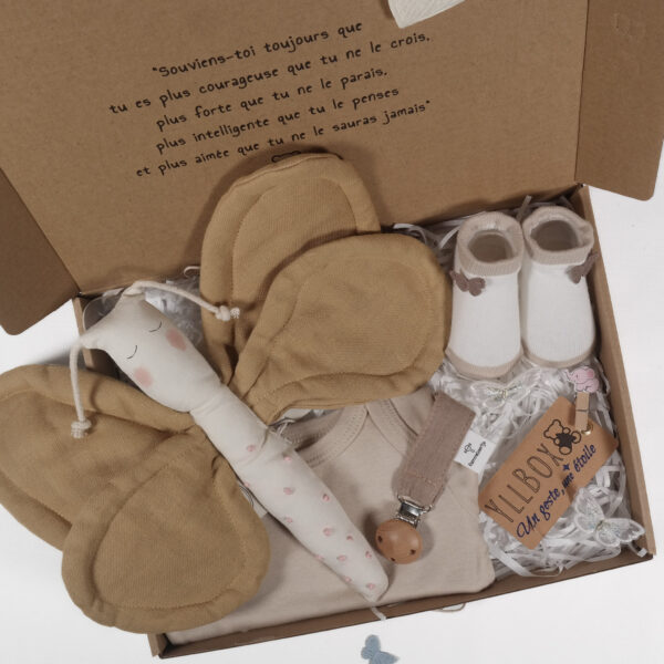 Contenu du coffret naissance Aiza vu du dessus