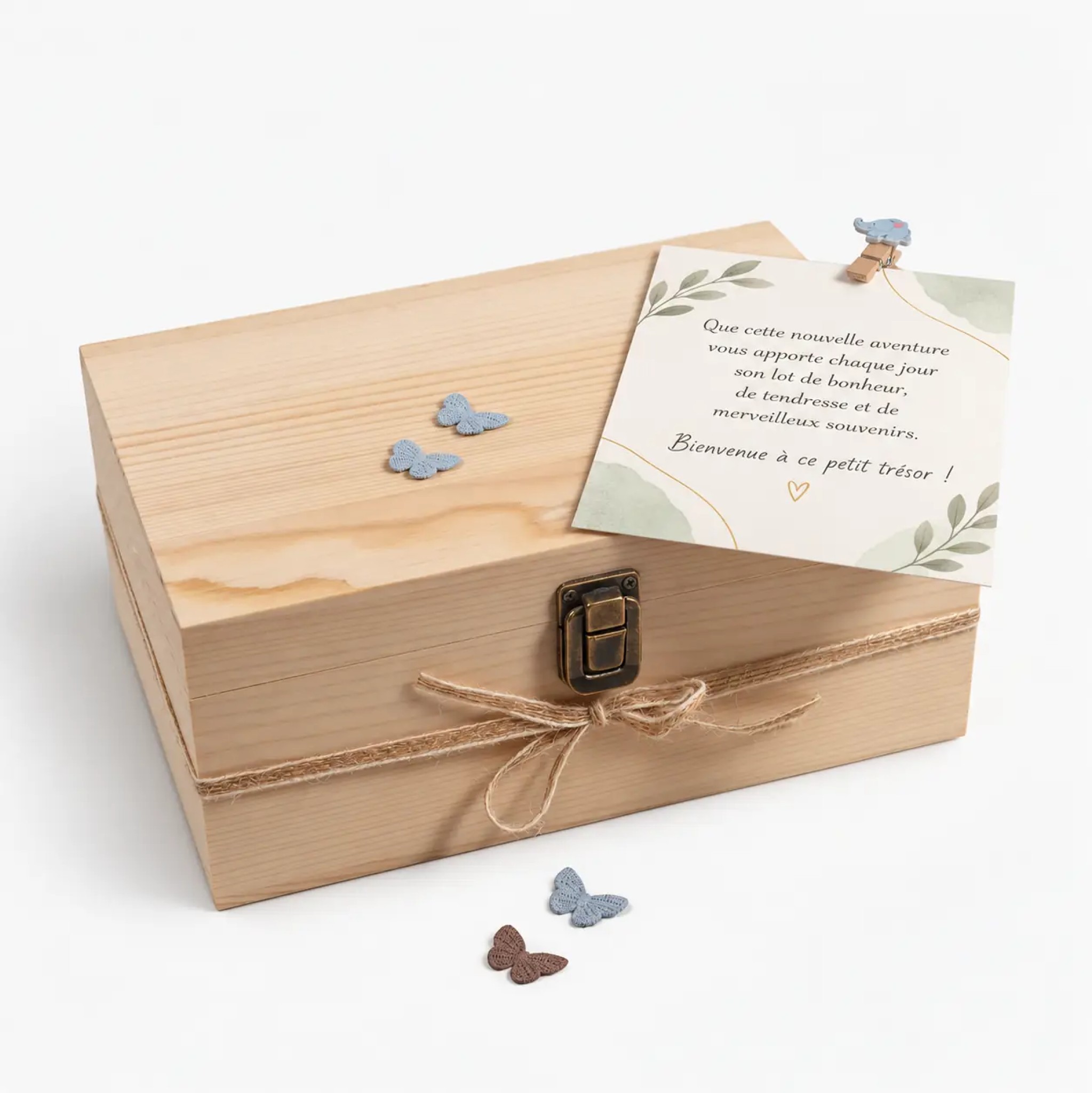 Boîte cadeau en bois fermée avec ficelle et carte YllBox