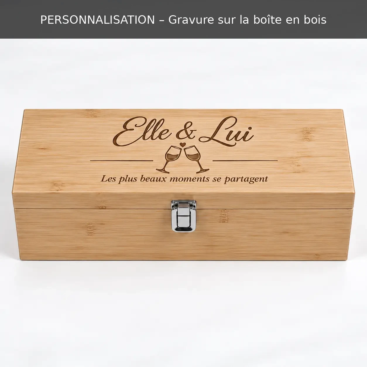 Gravure personnalisée sur la boîte à vin en bois du coffret cadeau Duo Dégustation